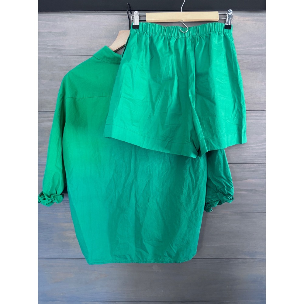 Petal & Pup Callie Set Green Button Down Shirt and Shorts Two Piece Size 4 Flaw - Picture 3 of 6